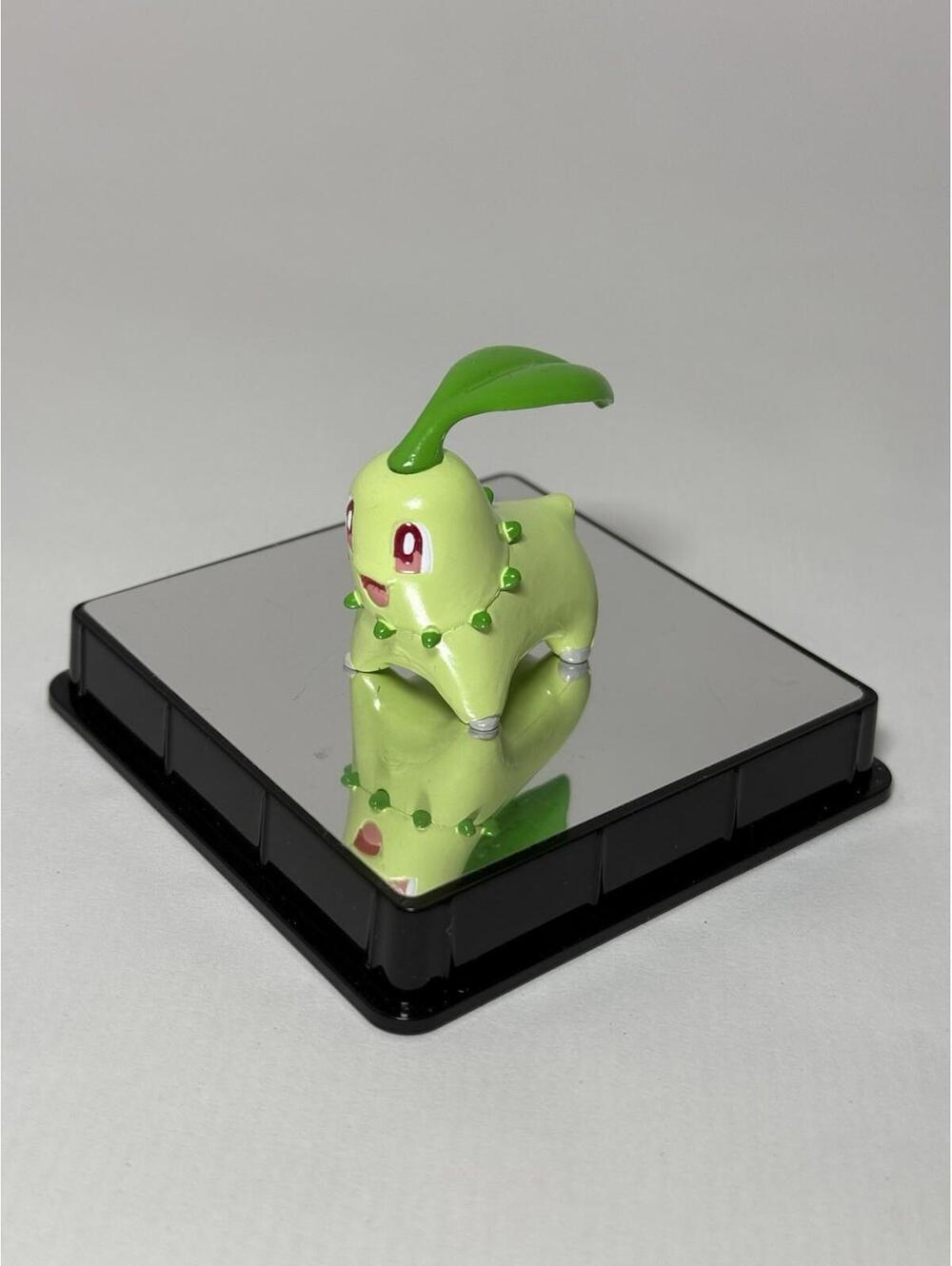 Pokémon TOMY Chikorita Figure With Display Case Pocket Monsters